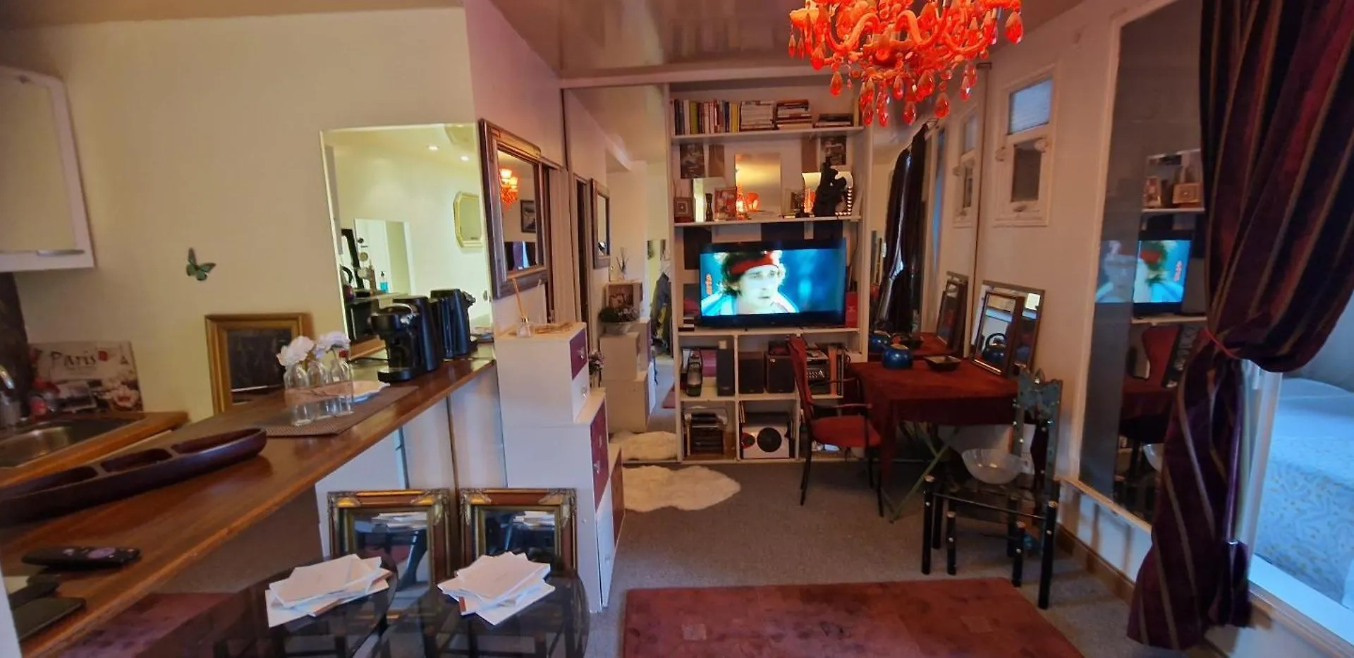 Avenue Champs Elysees - Magnifique F1/F2 Paris Apartment